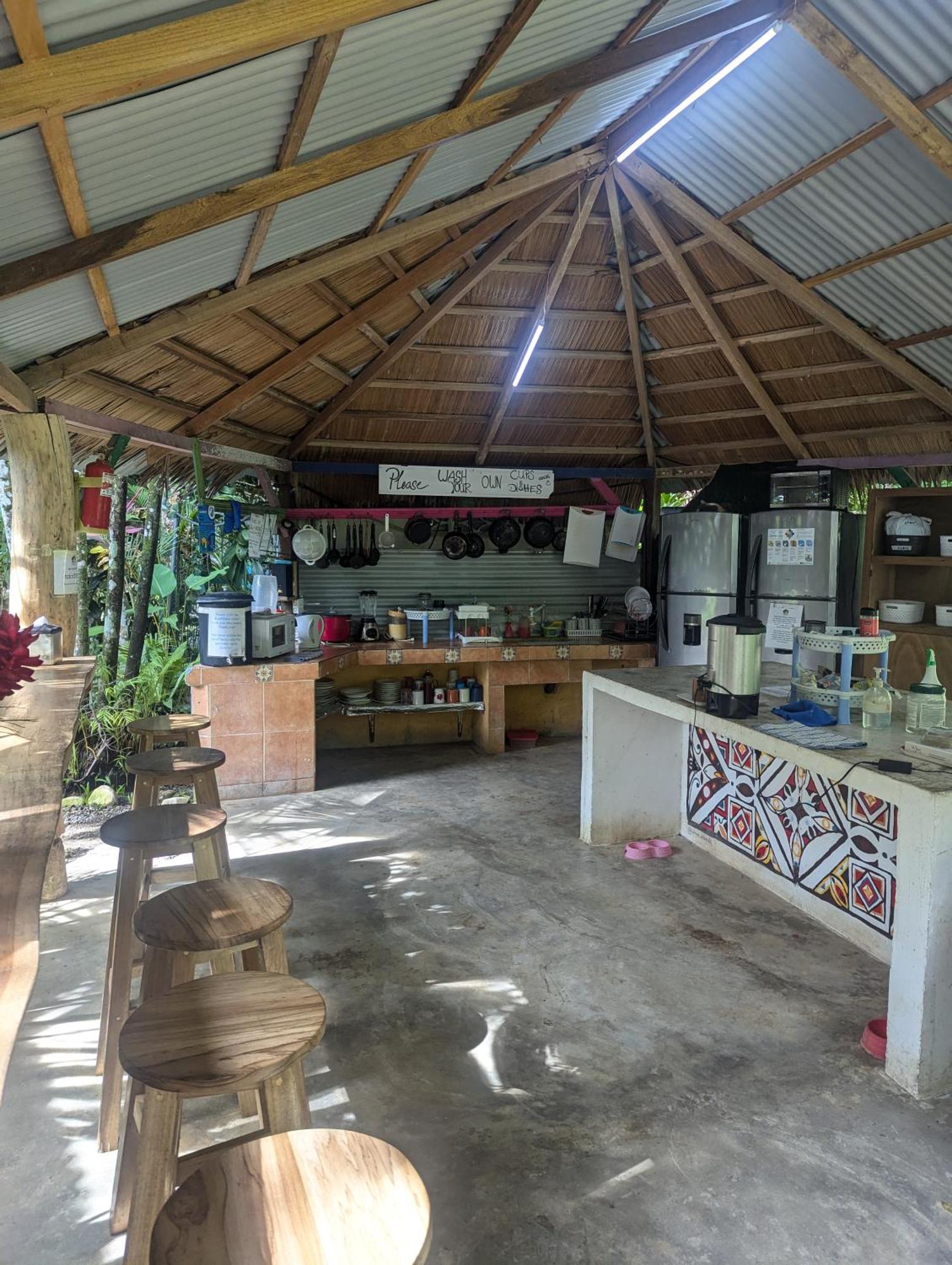 Tasty Dayz Hostel Puerto Viejo de Talamanca Esterno foto