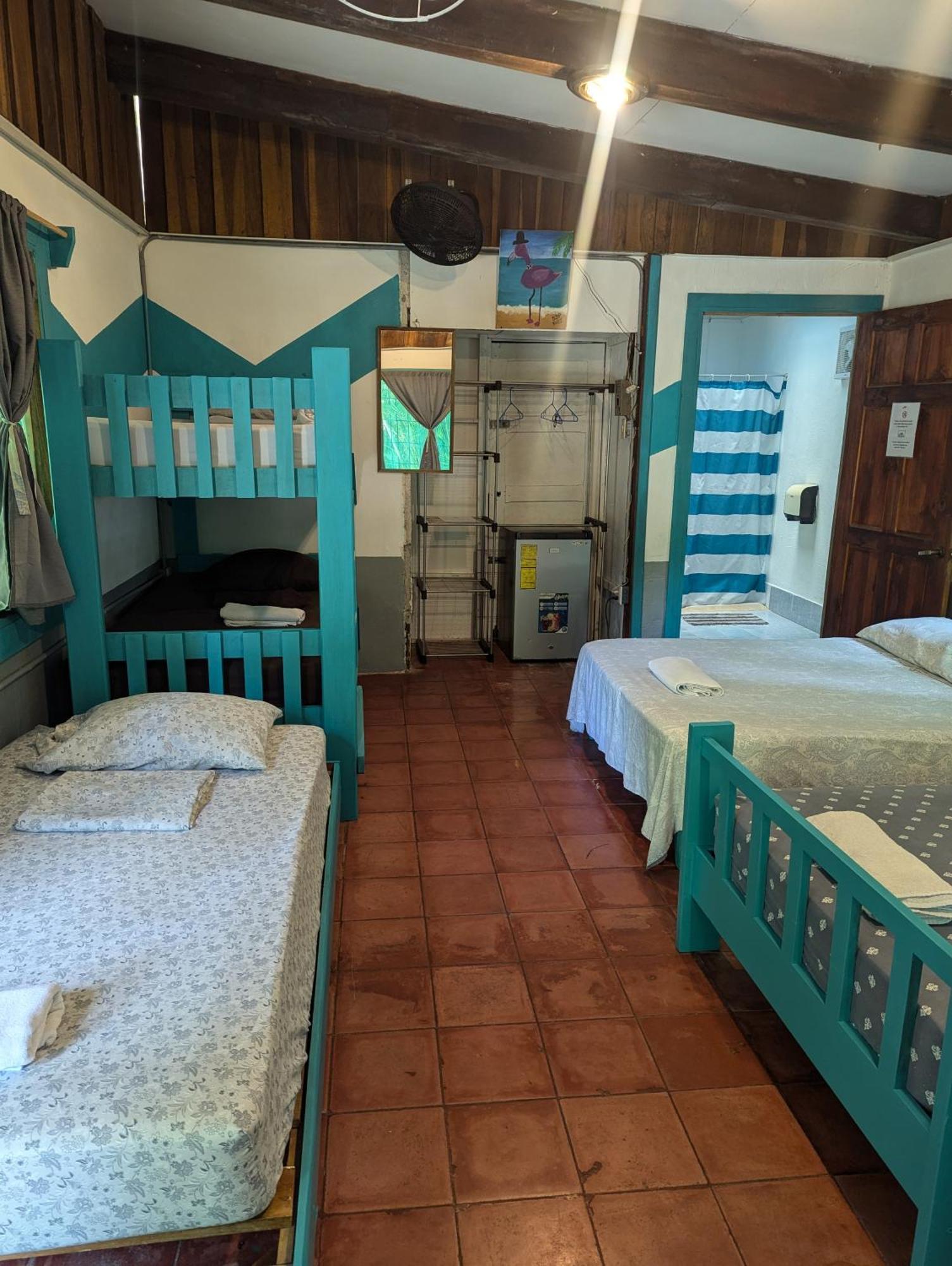 Tasty Dayz Hostel Puerto Viejo de Talamanca Esterno foto